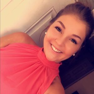 Meet your Posher, Madison